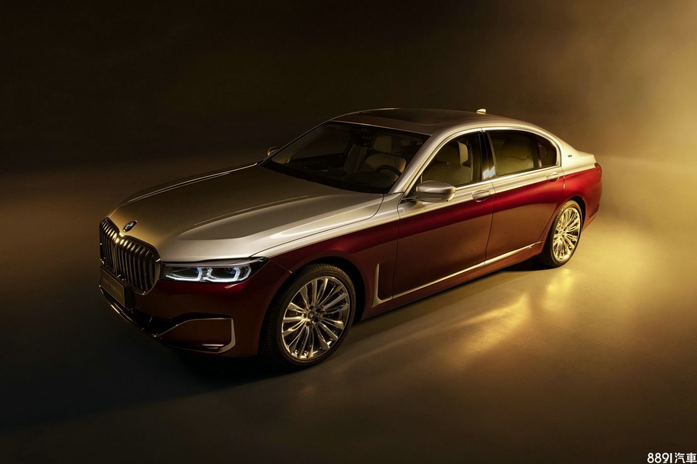 【2021上海車展】神似maybach的大7？bmw 760li Shining Shadow Edition亮相 8891新車 9672