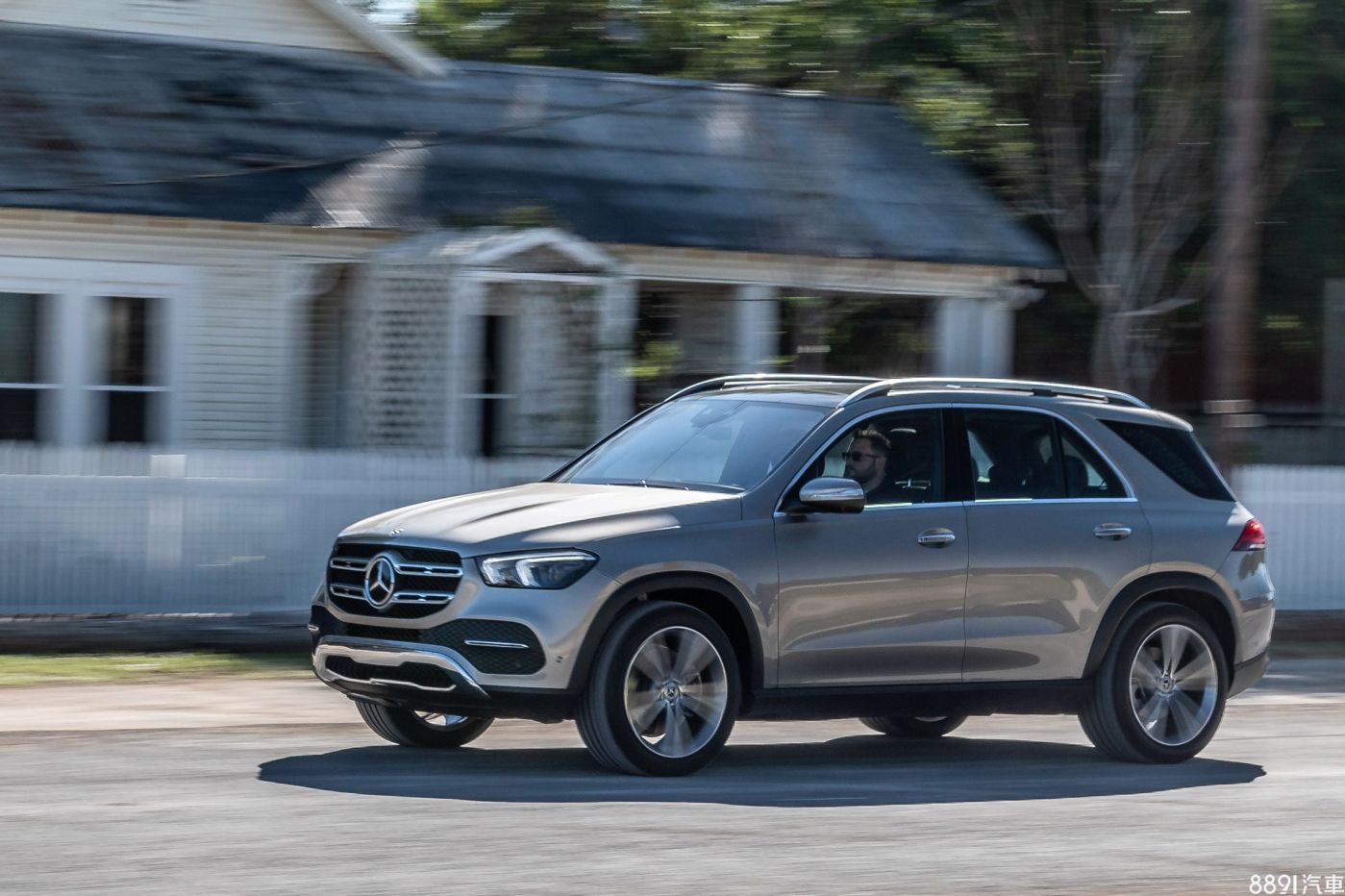 GLE Coupe 300d行駛中