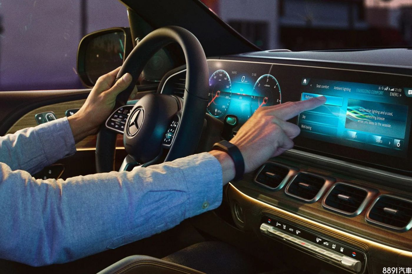 GLE Coupe 300d方向盤