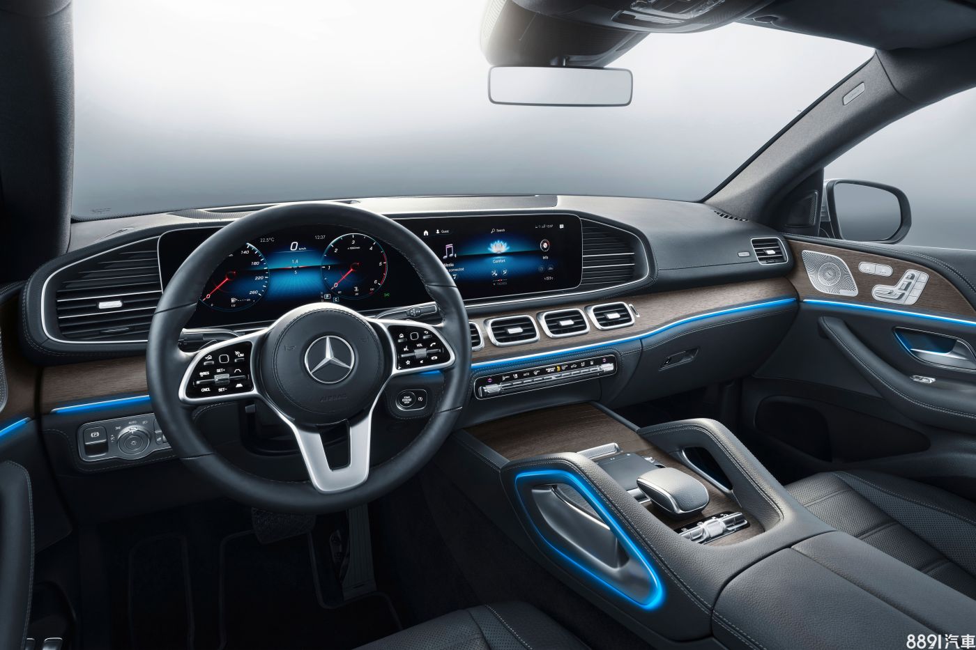 GLE Coupe 300d儀表盤