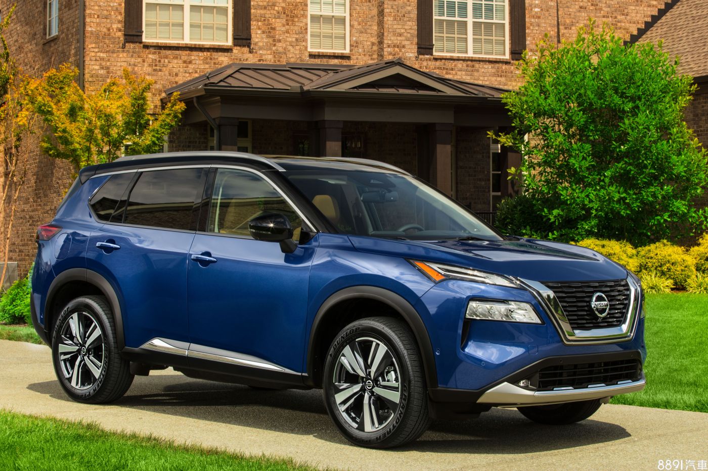 隨三菱併入雷諾日產，新世代Outlander與X-Trail共享平台等技術資源。