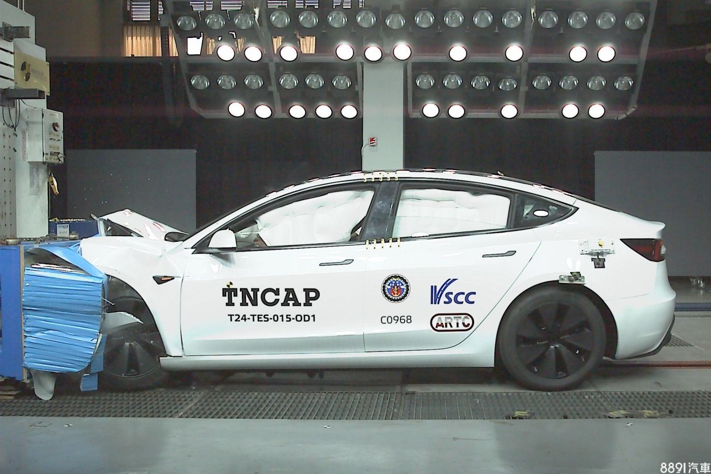 TeslaModel 3