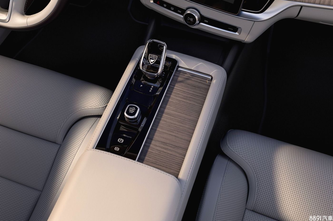 VolvoS90